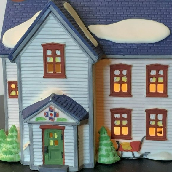 Dept 56 Pennsylvania Dutch Farmhouse New England Village Building - 1993 - Picture 3 of 12